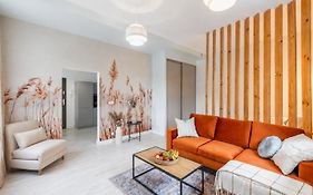 Apartment Quiet Street 11/1E